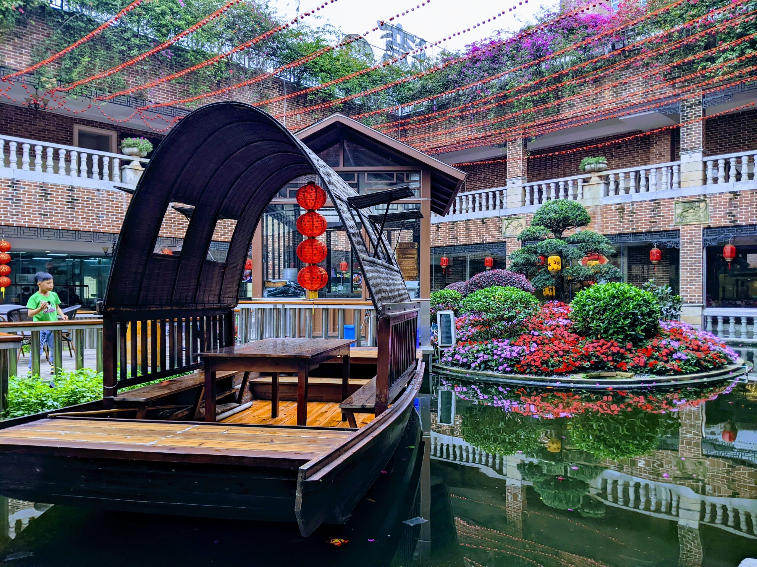 津津酒樓像博物館的庭院-4