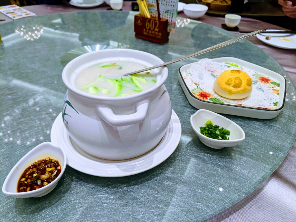 津津海鮮酒樓的粥品