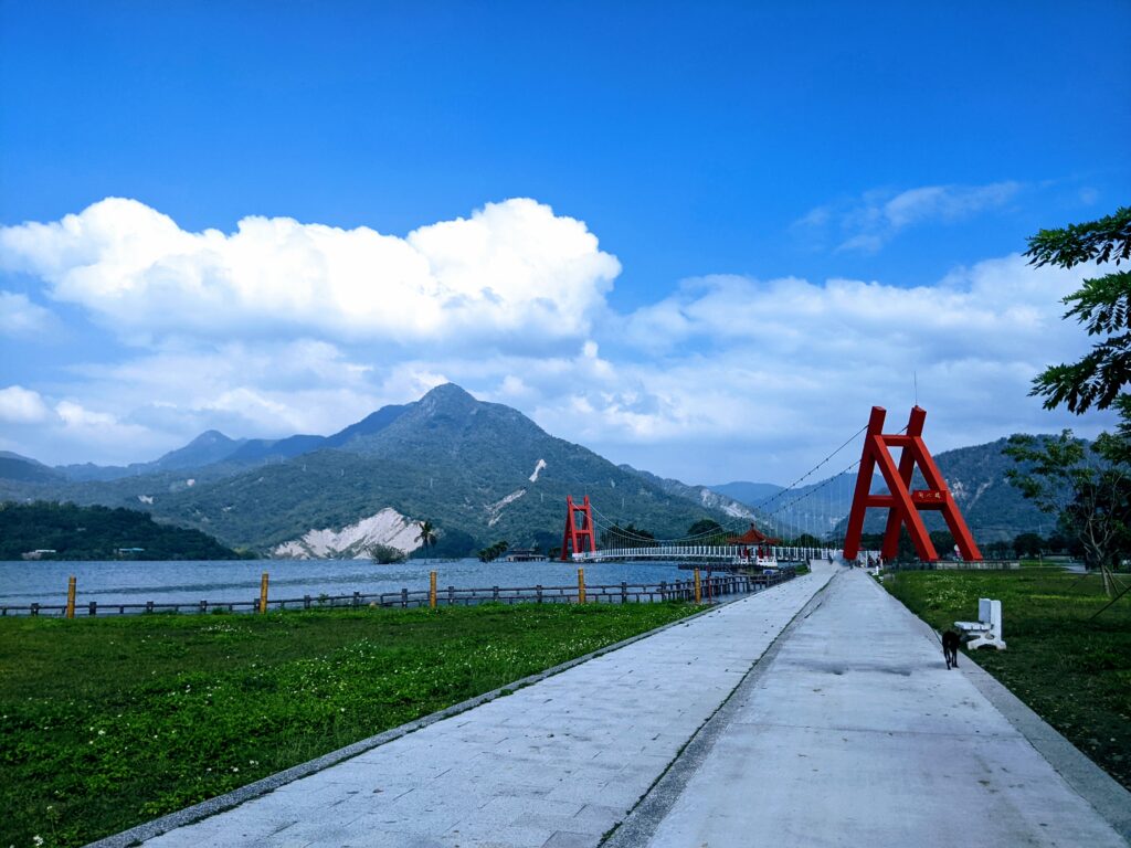大埔湖濱公園的曾文水庫景致-2