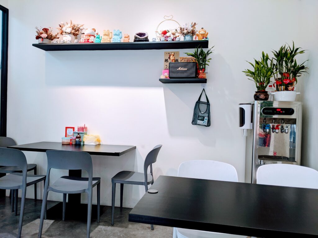 合平鴨肉羹一塵不染的用餐環境