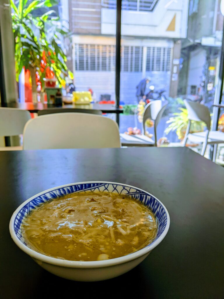 合平鴨肉羹舒適的用餐空間