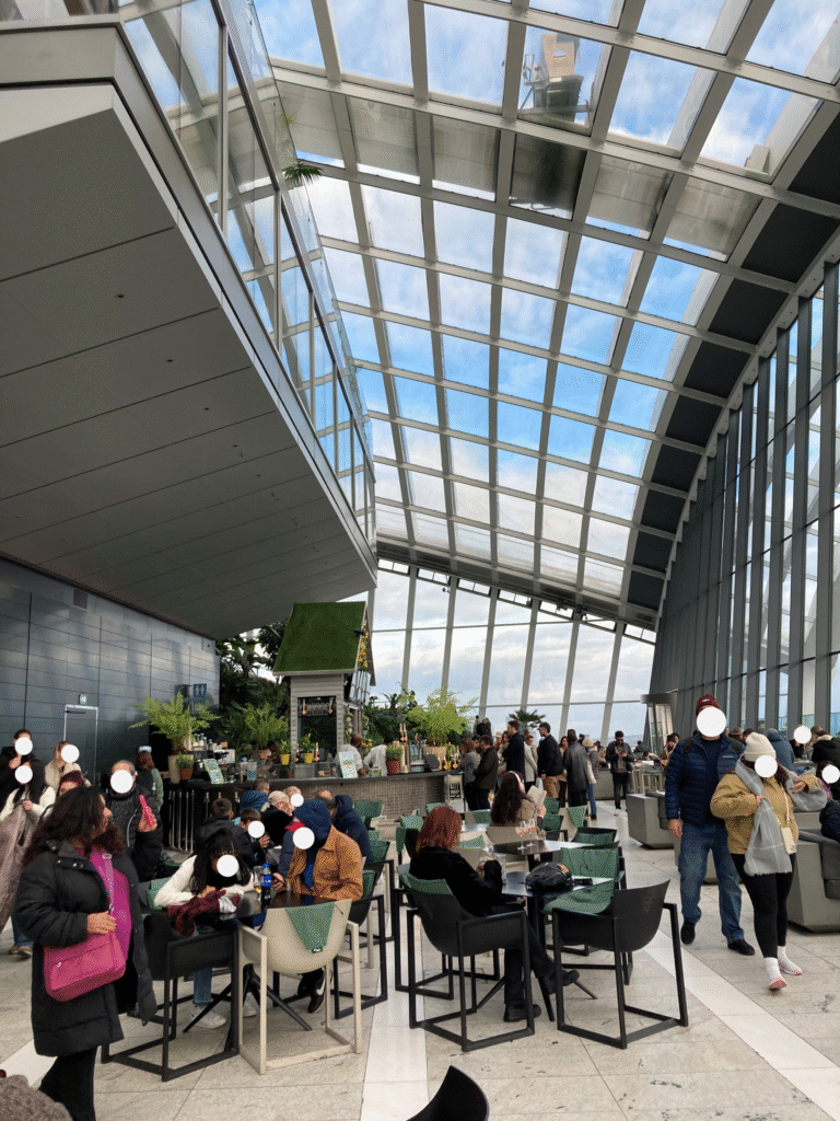 Sky Garden 35樓的景觀大廳