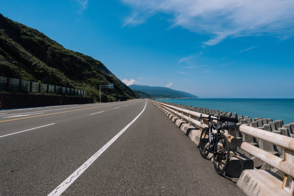 一個人的端午單車逃跑計畫
山與海 與我的單車