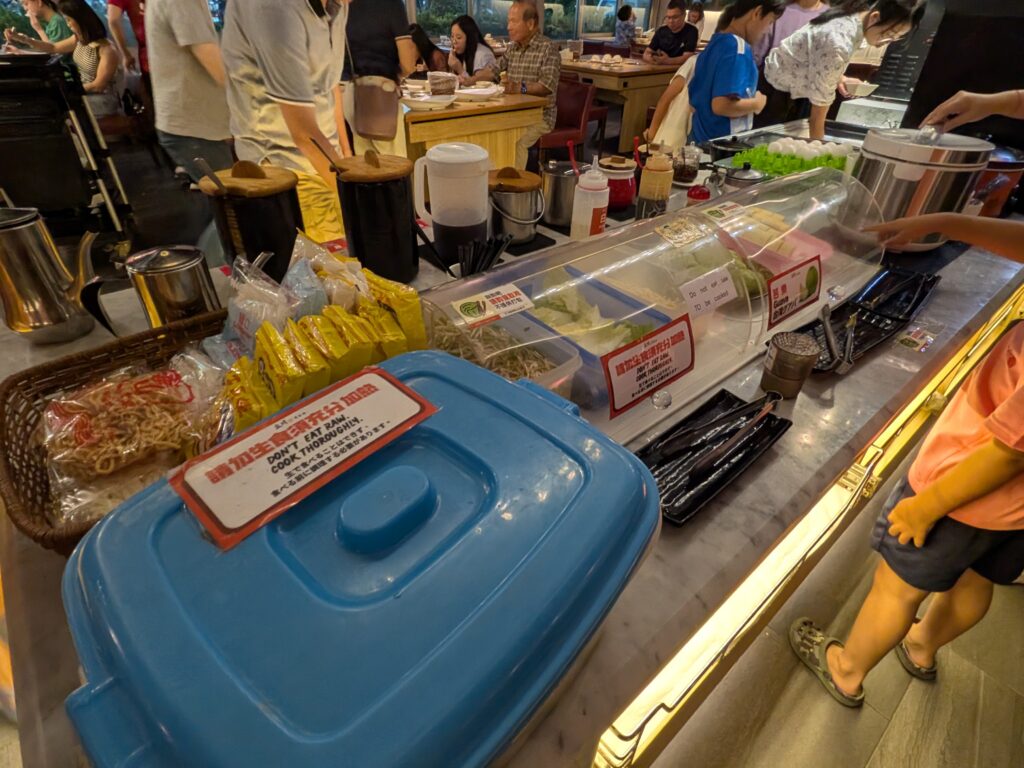 立川黃金鍋的自助吧