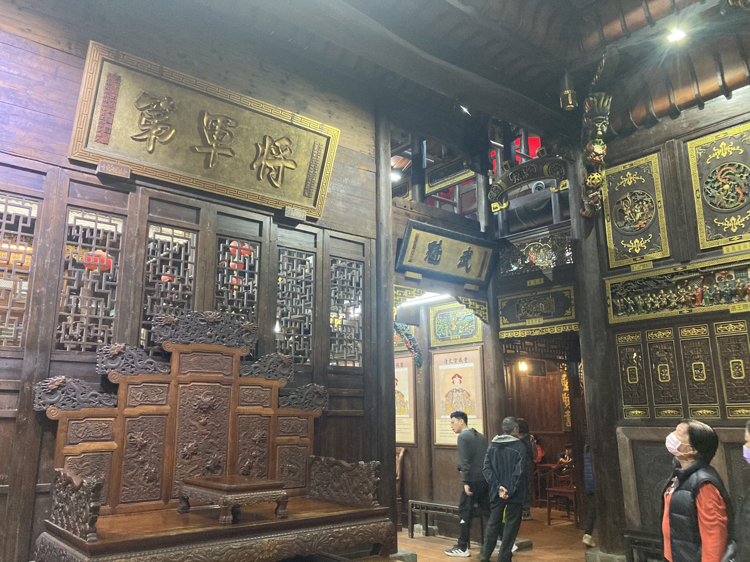 白人牙膏觀光工廠的將軍府的大廳空間