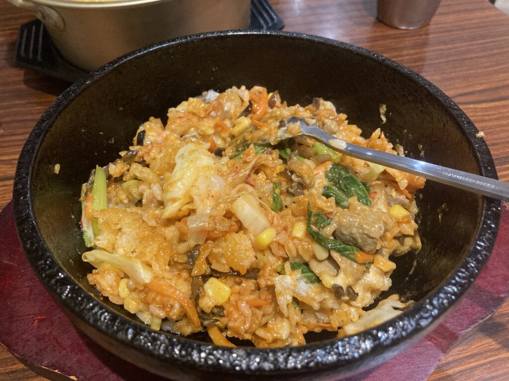 舞醬館的泡菜石鍋拌飯