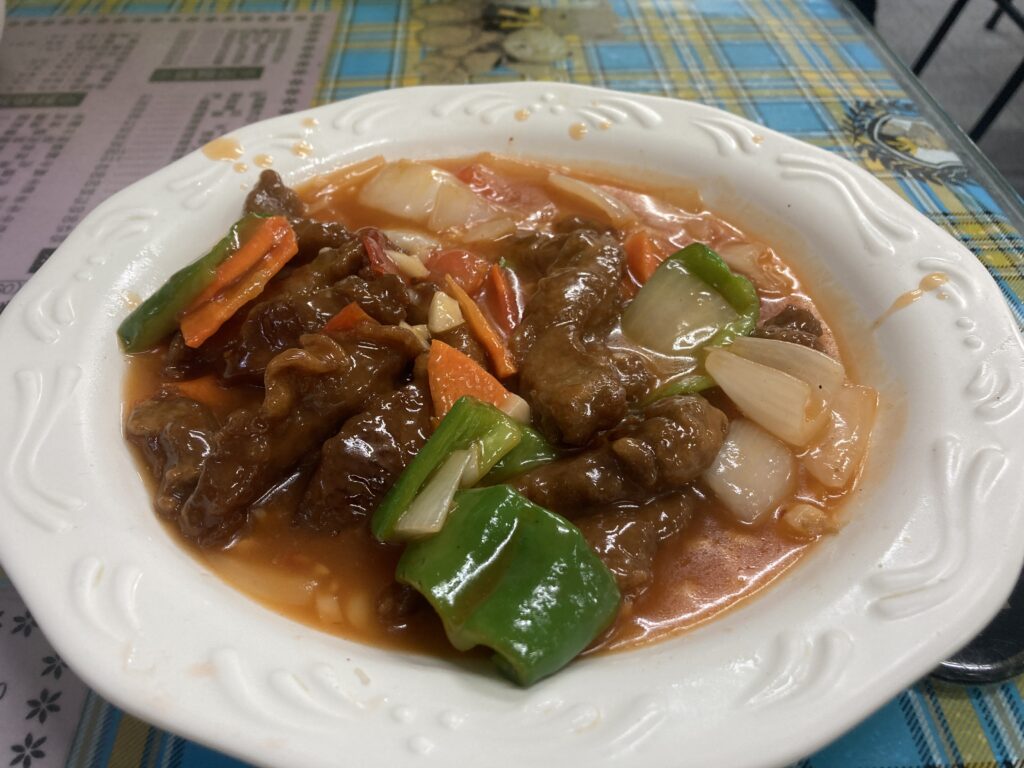 大眾化川菜麵食館的糖醋里肌