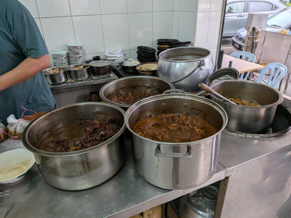 亞寶肉骨茶的料理臺