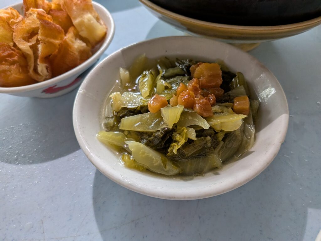 亞寶肉骨茶的鹹菜