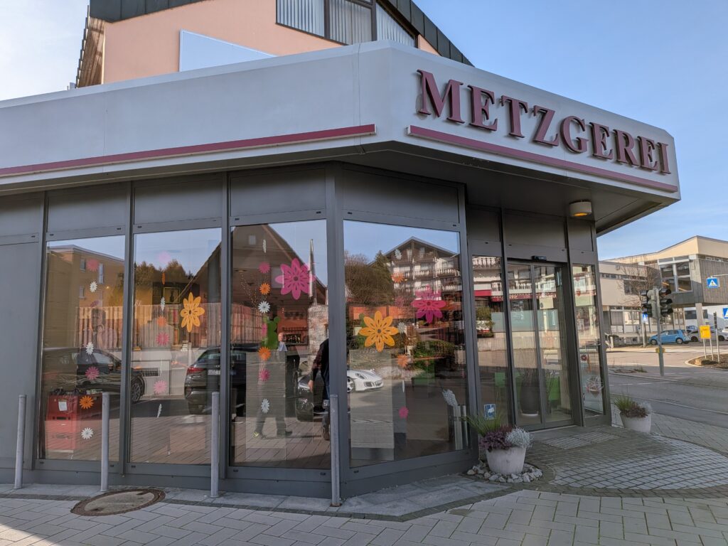 Metzgerei Wolf + Köstlin的店外觀